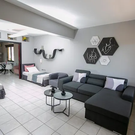 Castle View Luxury Apartment With Free Private Parking Kavala Exterior photo