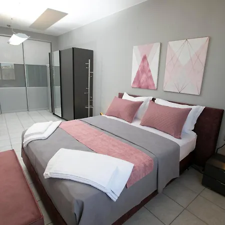 Castle View Luxury Apartment With Free Private Parking Kavala Exterior photo
